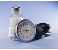Кухонна сіль та доданий вільний цукор як нутрієнтні «мішені» у профілактичній дієтетиці при гіпертонічній хворобі та асоційованих з нею захворюваннях (огляд літератури)